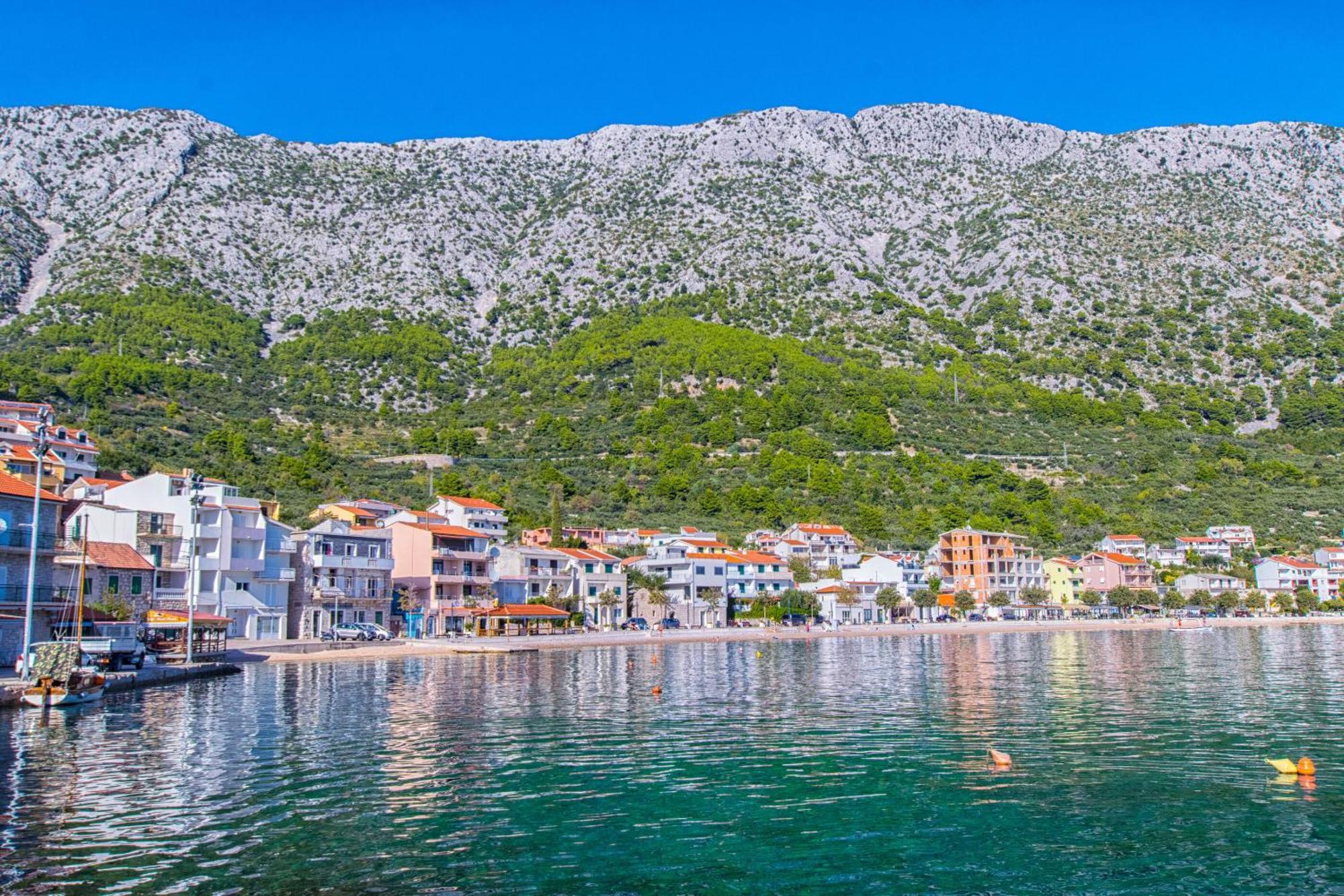 Apartments Turan Centrally Located With Free Parking Igrane Exterior foto